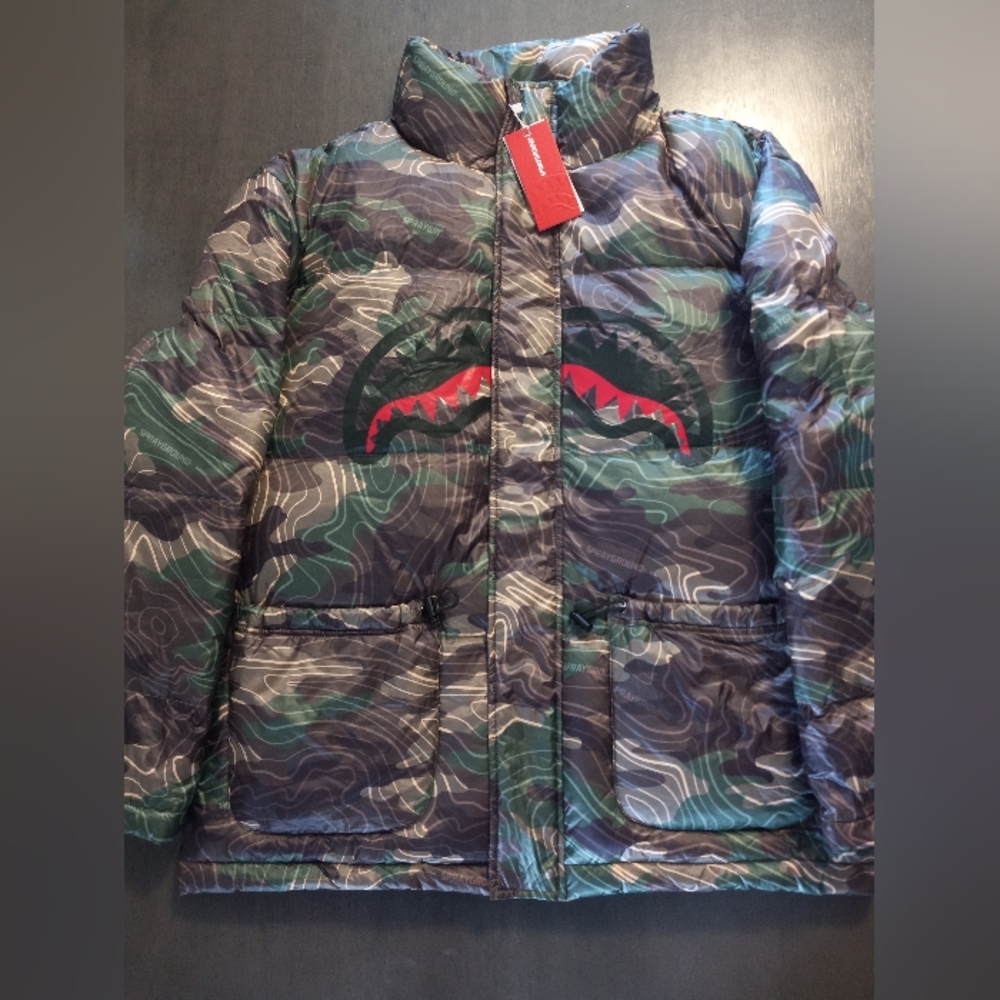 Mens Sprayground Camo Puffer Jacket Size Medium NWT